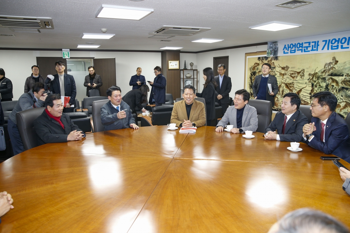 20231129-052[_P7U1300-1-원희룡 국토교통부 장관 초청 기업인 간담회.jpg