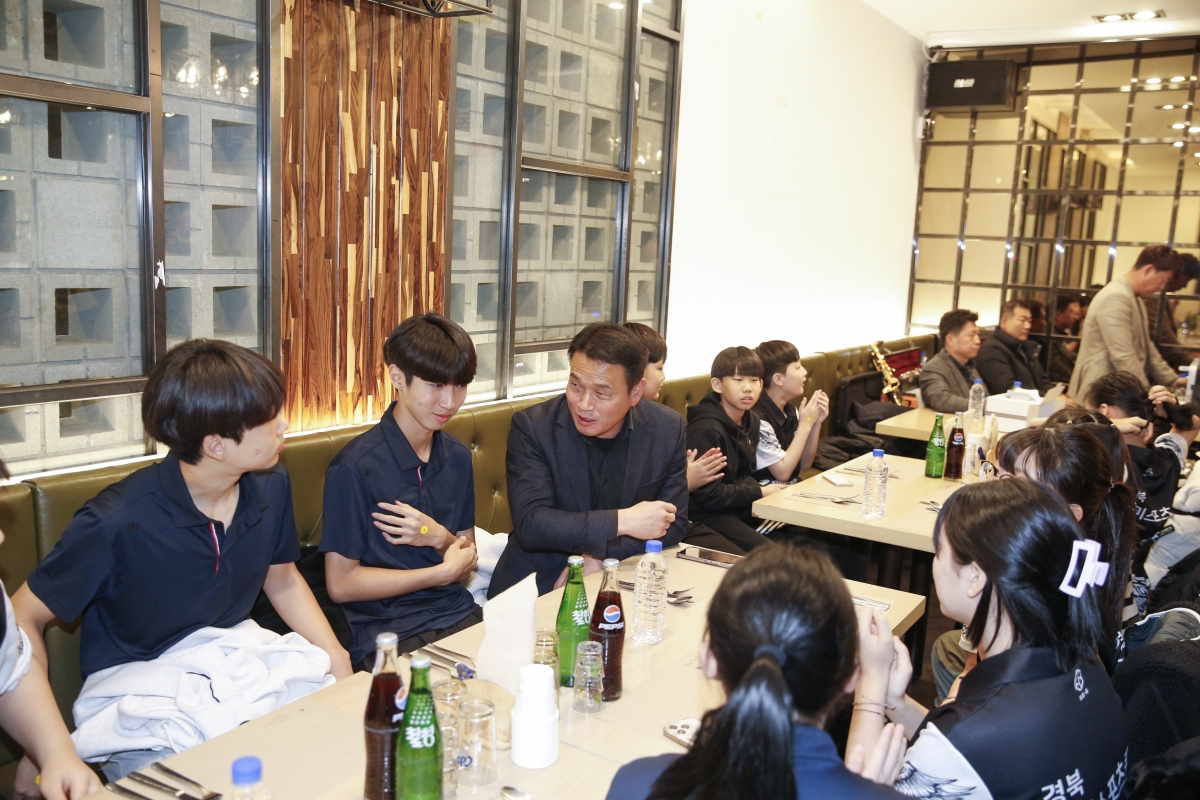 20231203-002[_P7U1774-1-2023 구미시장기 볼링대회 시상식 및 볼링 가족의 밤.jpg