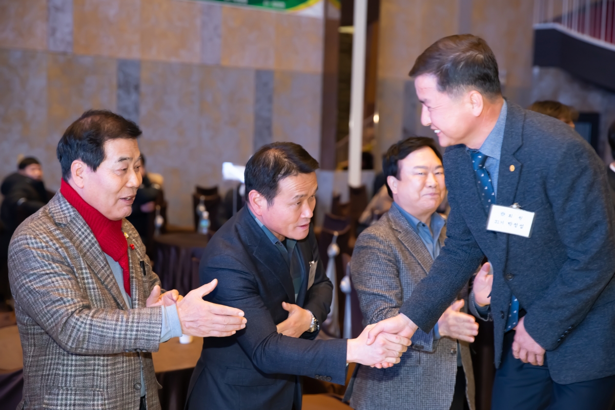 20231207-082[_P7U2480-구미회 창립 제19주년 기념식 및 회장 이·취임식.jpg