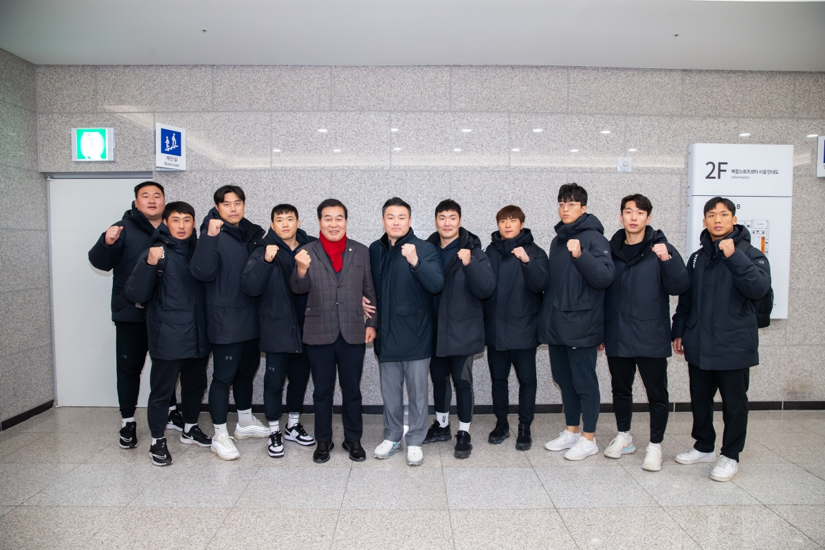 20231218-037[_P7U3496-2023년 구미체육 유공자 시상식 및 한마음대회.jpg