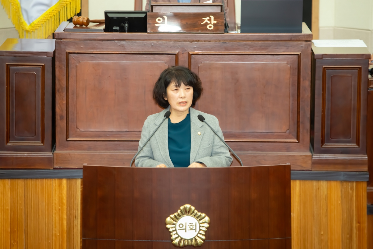 20231219-001[_P7U3502-제272회 제2차 정례회 제3차 본회의시 추은희 의원 5분 자유발언.jpg