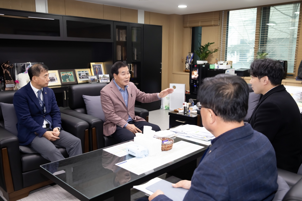 20231219-027[_P7U3573-의정활동 관련 언론보도 피해구제 자문변호사 위촉식.jpg