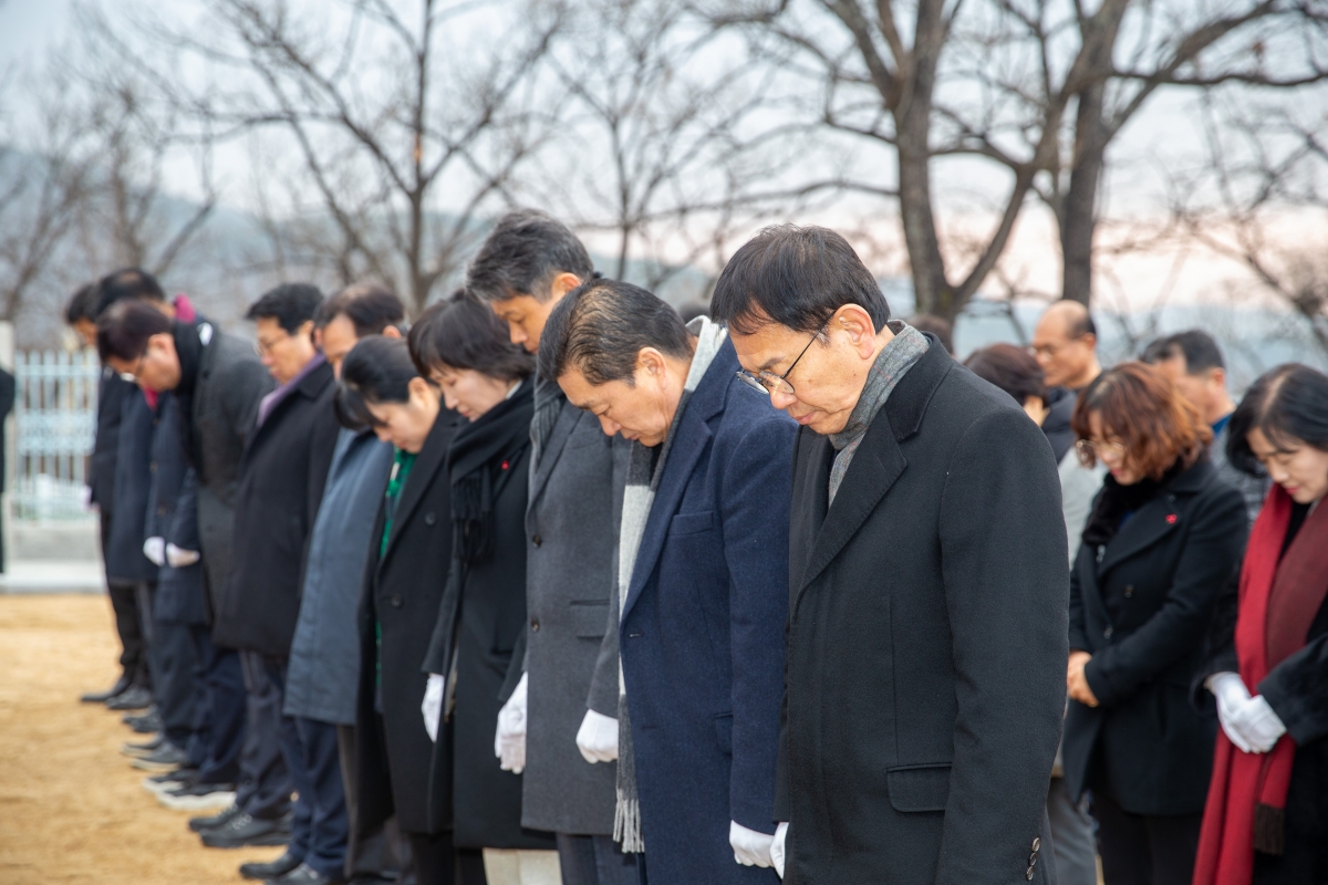 20240102-067[_P7U8917-2024년 새해 충혼탑 참배.jpg