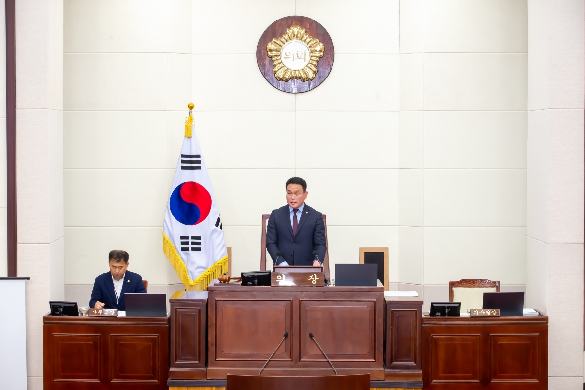 20240116-004[_P7U9411-제273회 임시회 제1차 본회의시 장세구 부의장 회의주재.jpg