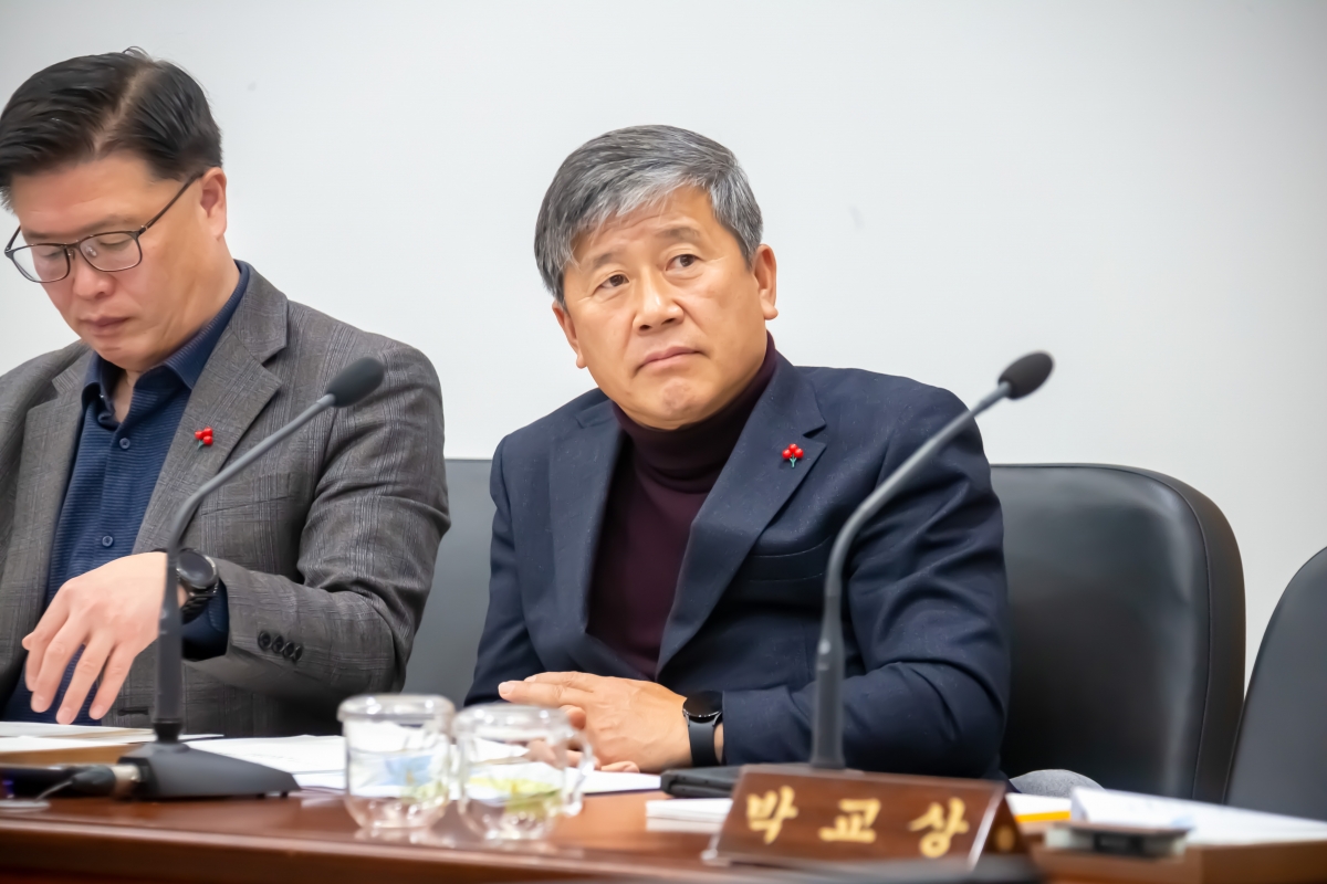 20240117-023[_P7U9526-제273회 임시회 기획행정위원회조례안 심사 활동.jpg