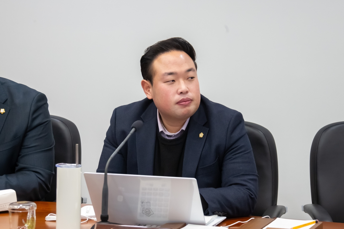 20240117-009[_P7U9494-제273회 임시회 기획행정위원회조례안 심사 활동.jpg
