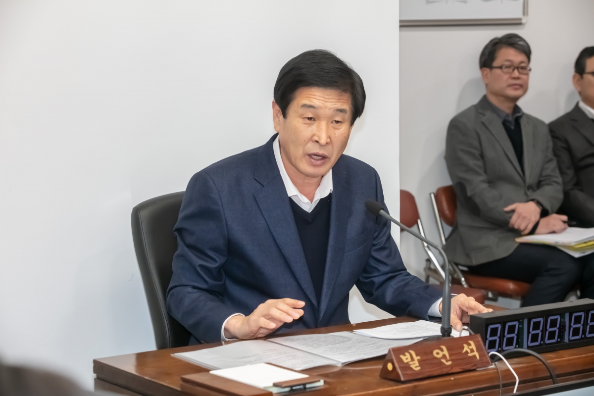 20240117-047[IMG_9086-제273회 임시회 산업건설위원회 조례안 심사활동.jpg