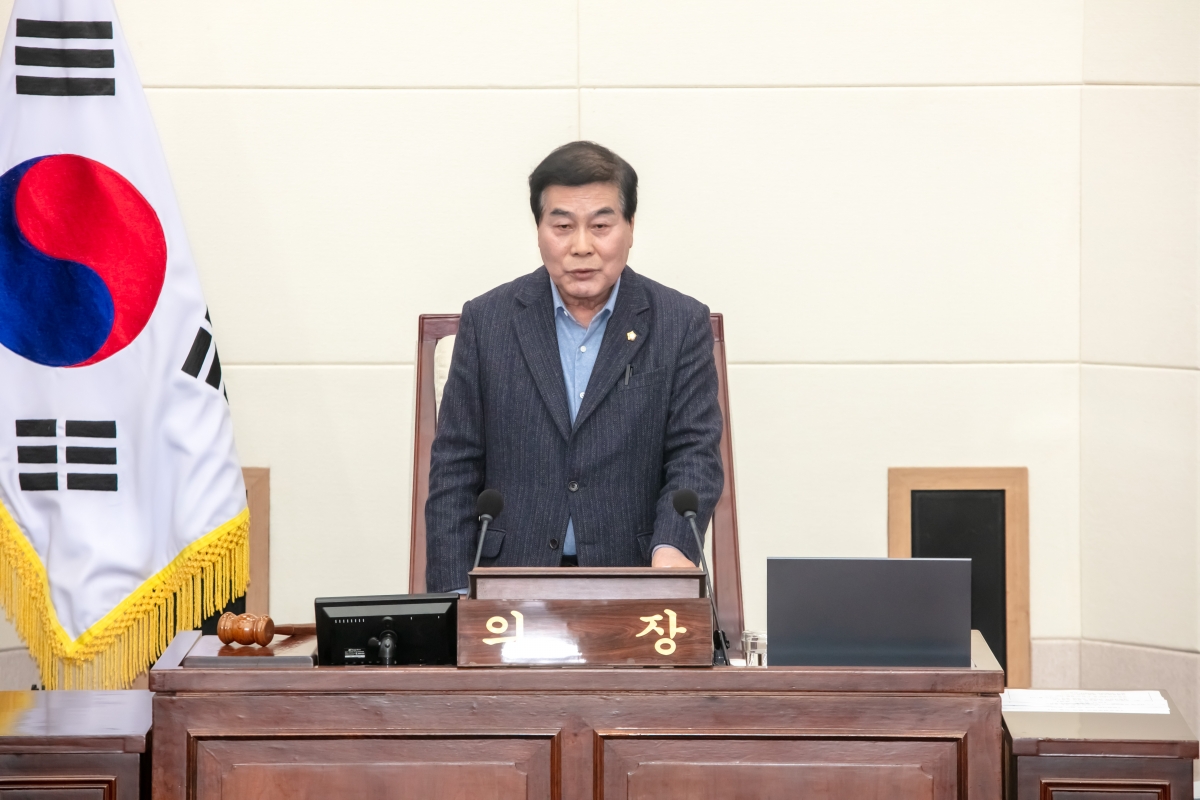 20240122-002[IMG_9284-제273회 임시회 제3차 본회의시 안주찬 의장 회의주재.jpg