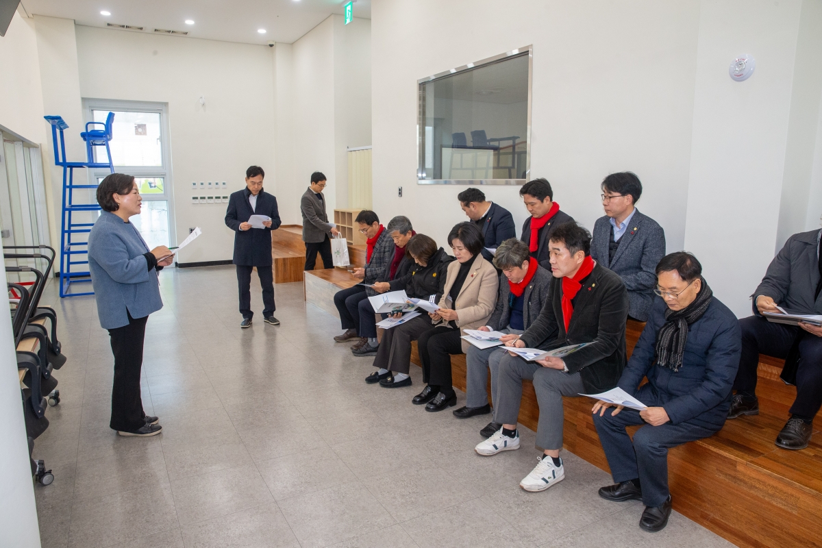 20240122-063[_P7U0204-제273회 임시회시 기획행정위원회 도봉국민체육센터 현장방문.jpg