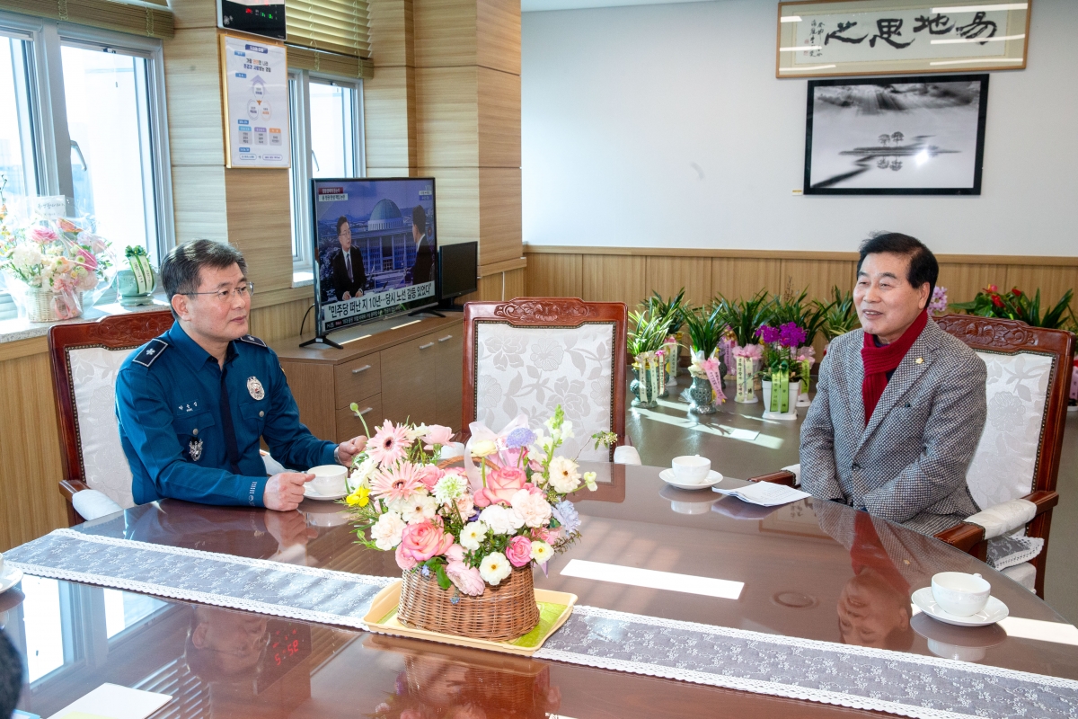 20240208-018[_P7U1448-설맞이 구미경찰서 방문 격려.jpg
