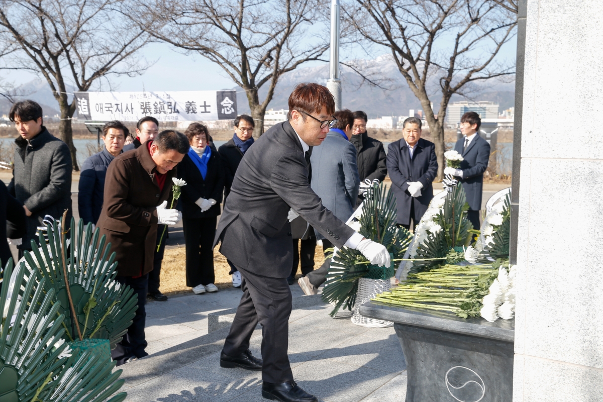 20240301-099[_P7U3015-1-3·1절 기념 장진홍 선생 추념.jpg