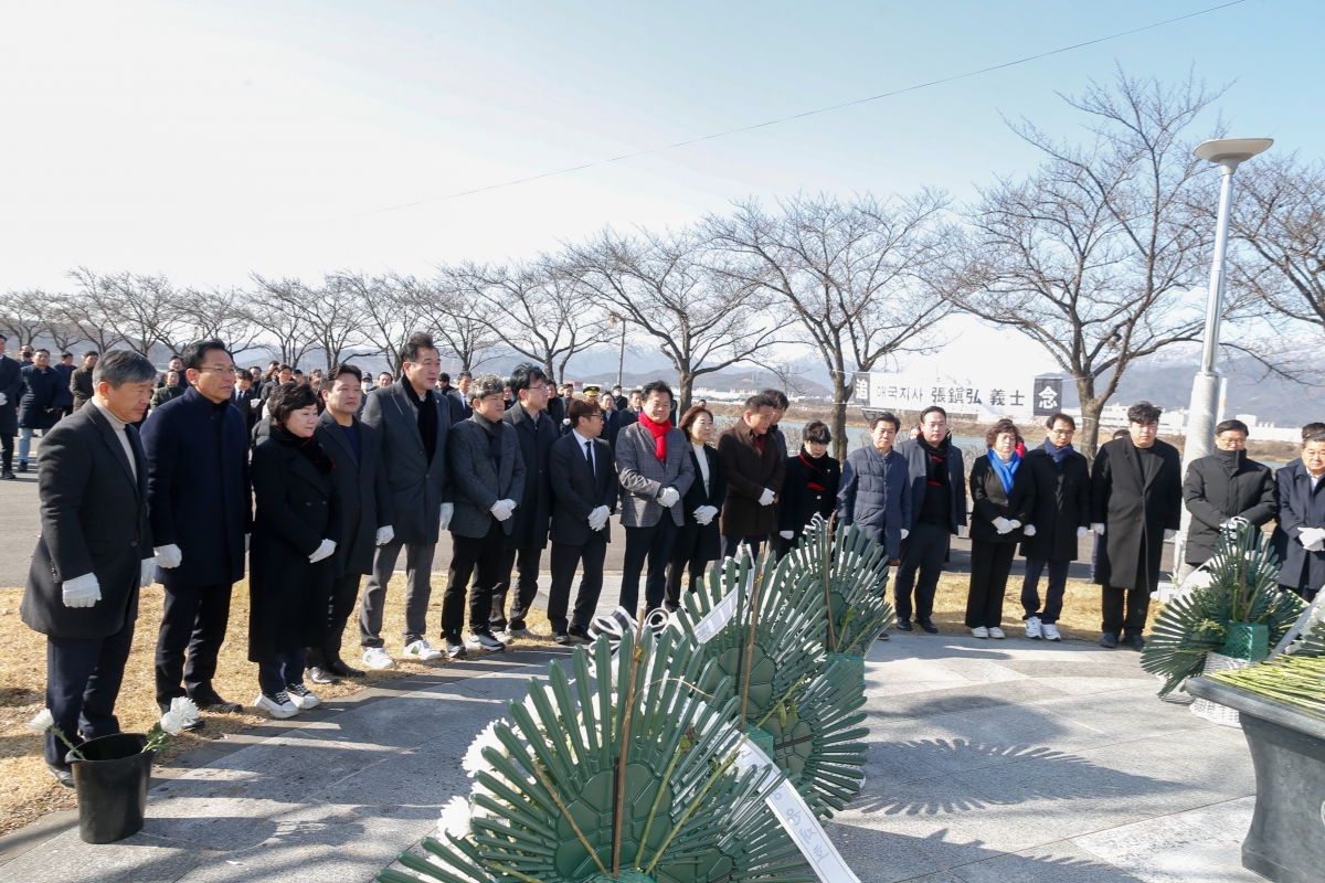 20240301-101[_P7U3019-1-3·1절 기념 장진홍 선생 추념.jpg