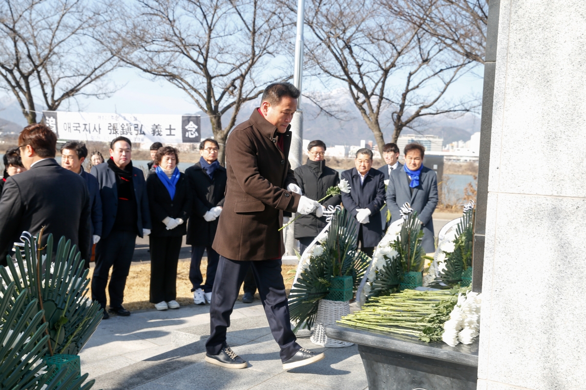 20240301-100[_P7U3017-1-3·1절 기념 장진홍 선생 추념.jpg