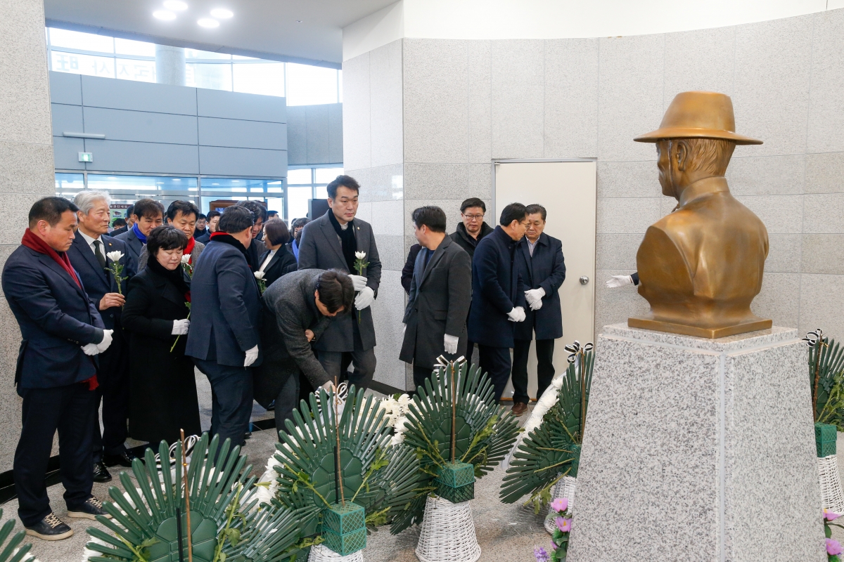 20240301-054[_P7U2923-1-3·1절 기념 왕산 허위 선생 추념.jpg