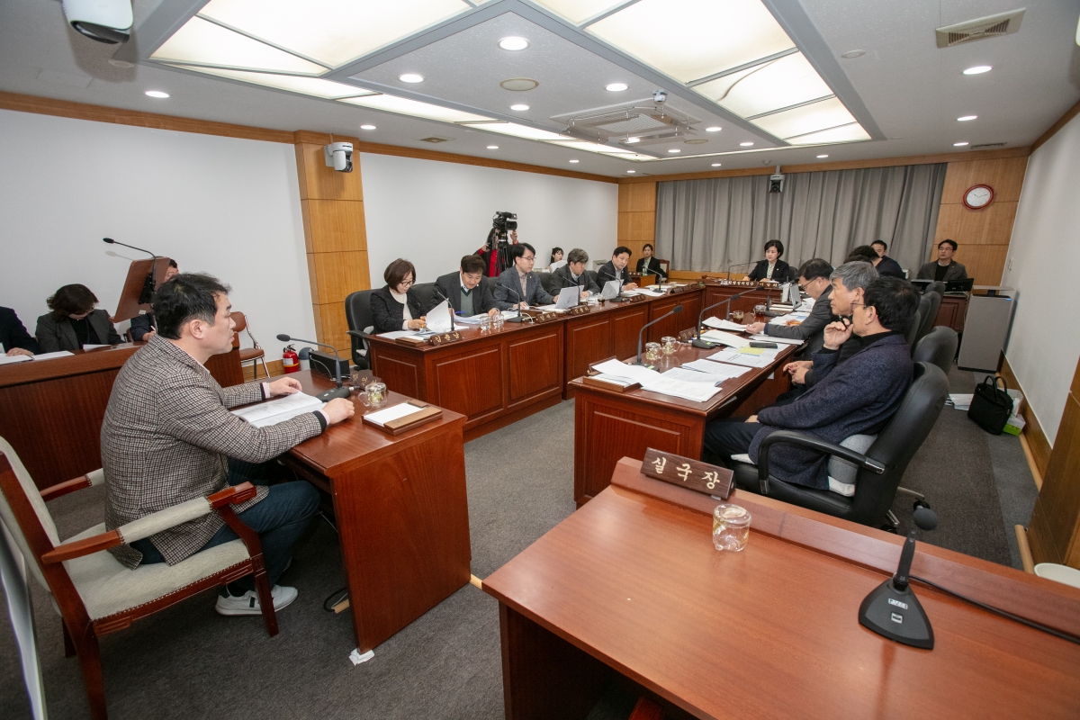 20240305-027[IMG_0133-제274회 임시회 기획행정위원회 조례안 심사활동.jpg