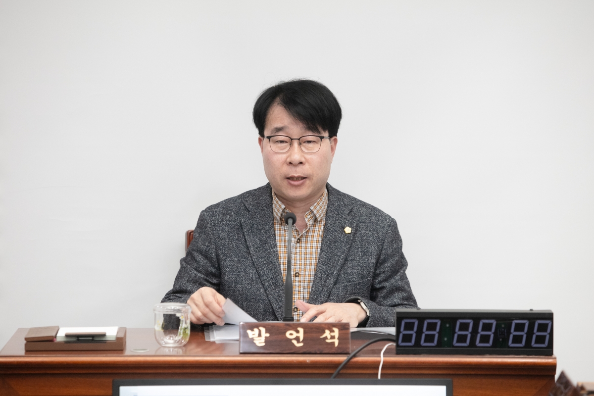 20240305-038[IMG_0194-제274회 임시회 기획행정위원회 조례안 심사활동.jpg