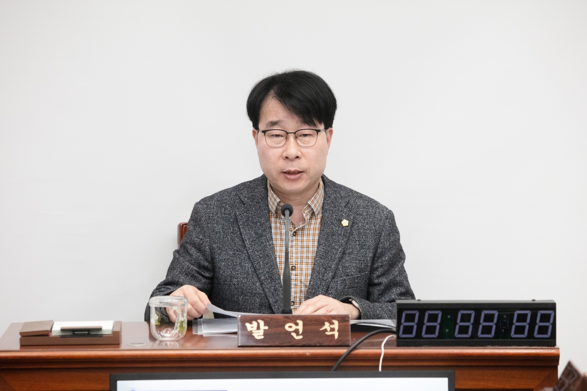 20240305-039[IMG_0197-제274회 임시회 기획행정위원회 조례안 심사활동.jpg
