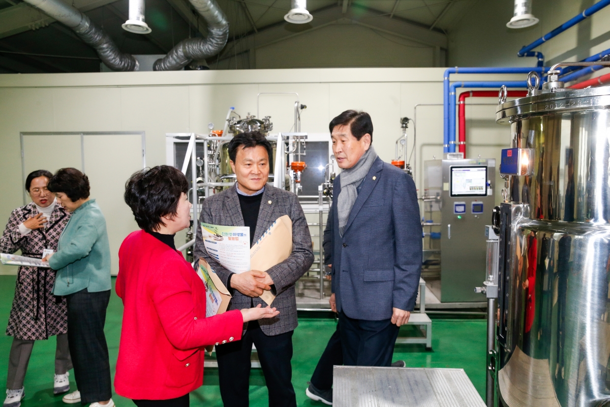 20240305-095[_P7U3436-1-제274회 임시회 산업건설위원회 농업기술센터 현장방문.jpg