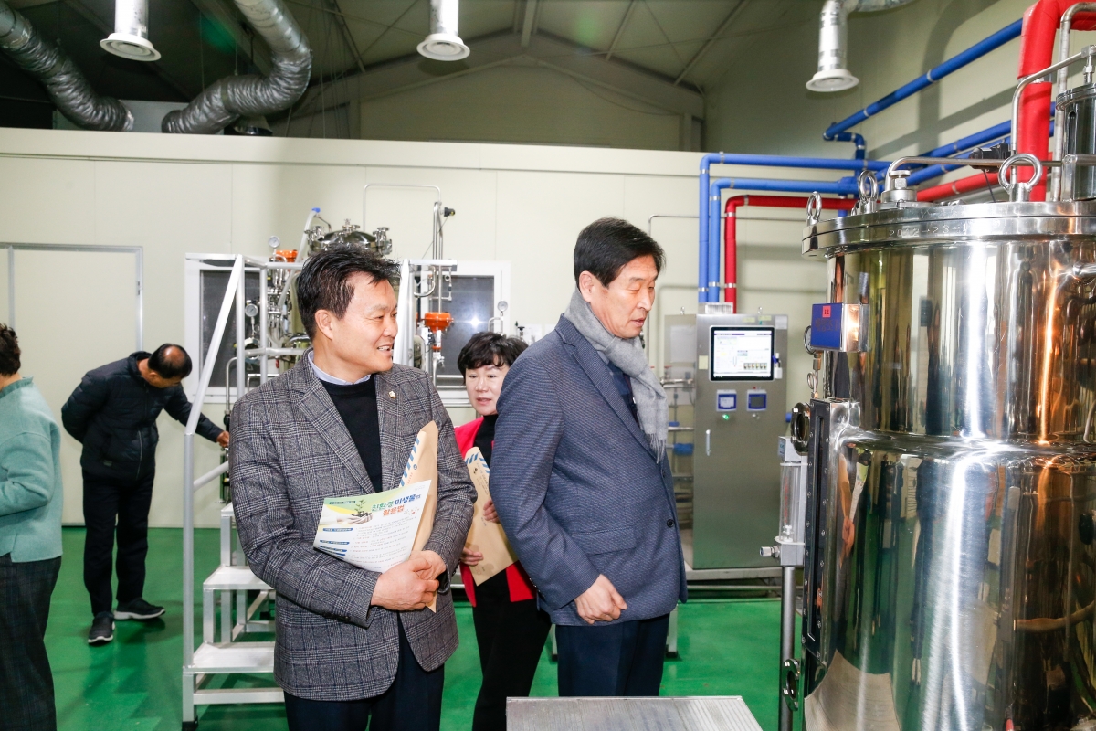 20240305-094[_P7U3434-1-제274회 임시회 산업건설위원회 농업기술센터 현장방문.jpg