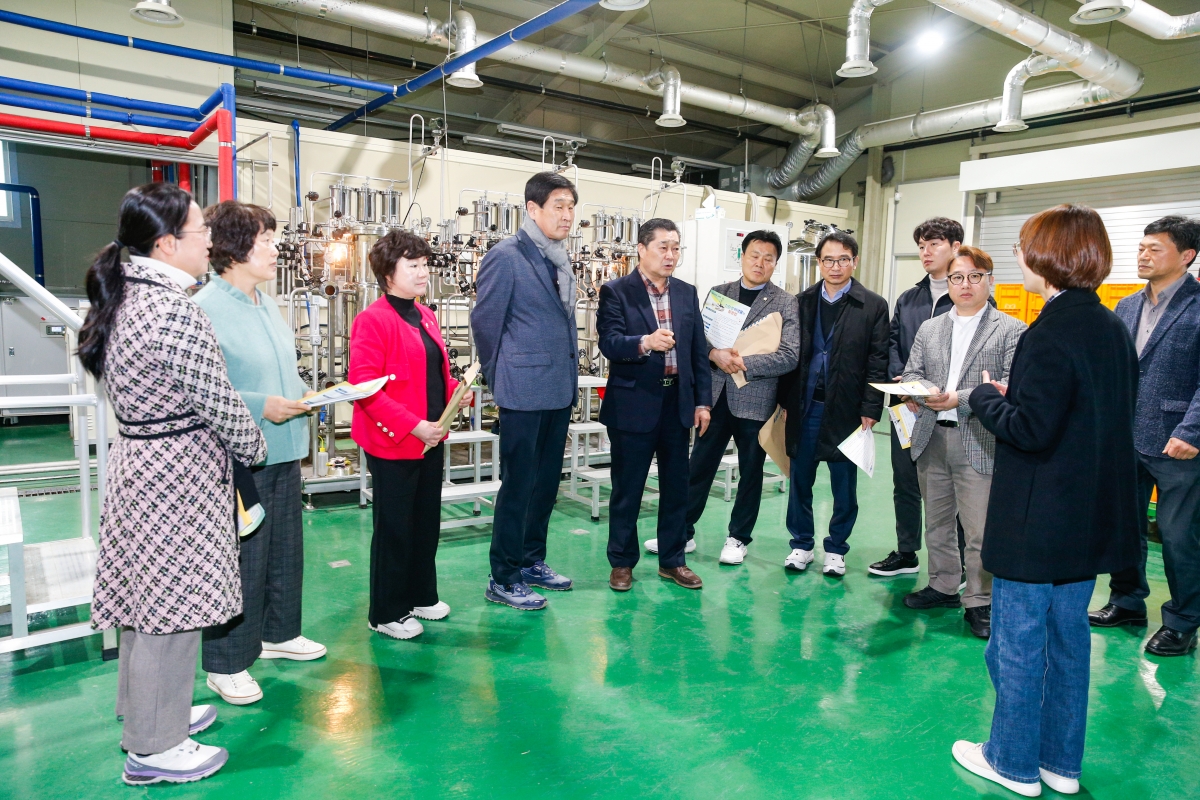 20240305-091[_P7U3426-1-제274회 임시회 산업건설위원회 농업기술센터 현장방문.jpg