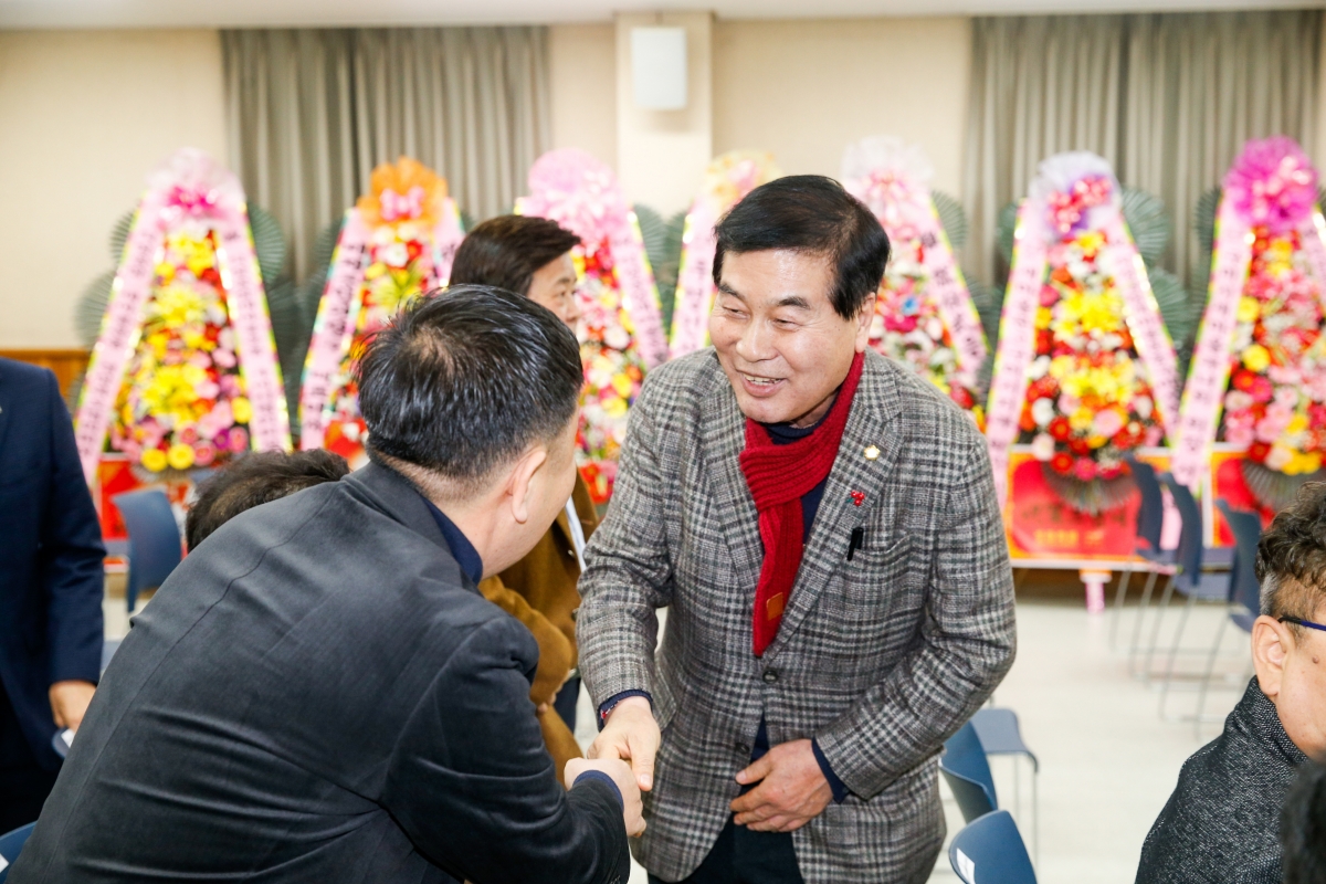 20240320-002[_P7U4612-1-제11대 직공장 새마을운동 구미시협의회장 이취임식.jpg
