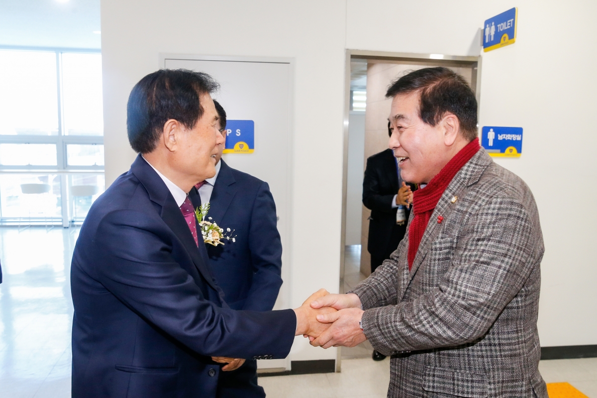 20240323-001[_P7U4793-1-구미재향경우회장 이취임식.jpg