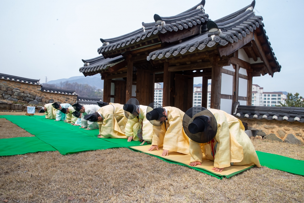 20240402-012[_P7U5351-왕산 허위 선생 춘계 향사.jpg