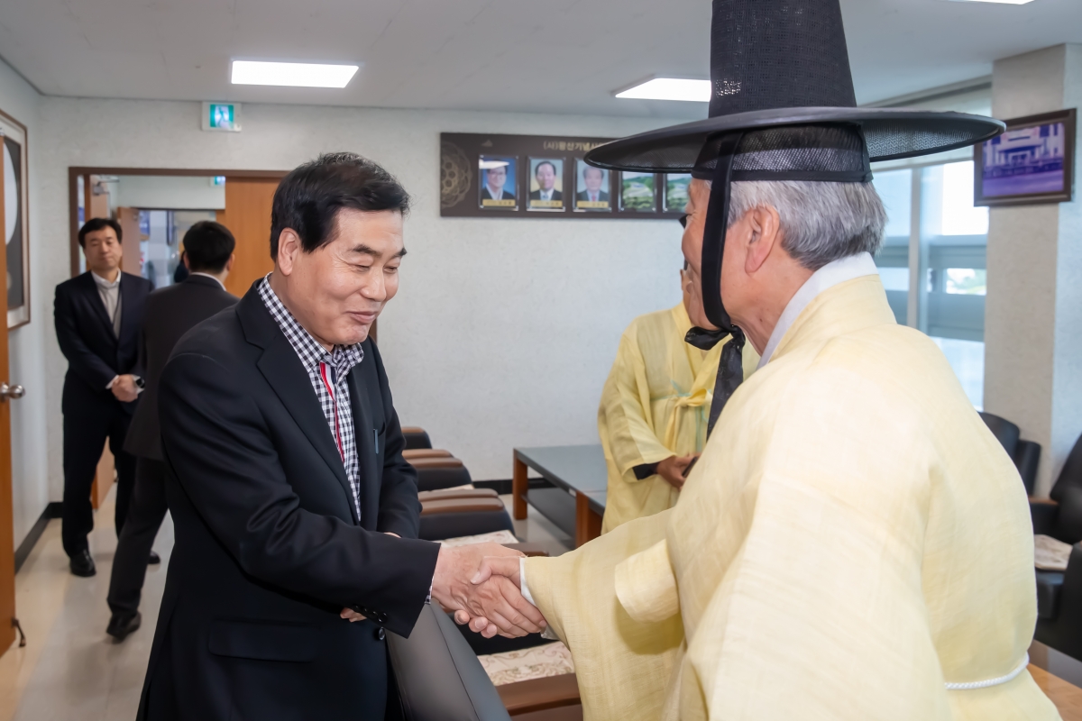 20240402-003[_P7U5321-왕산 허위 선생 춘계 향사.jpg