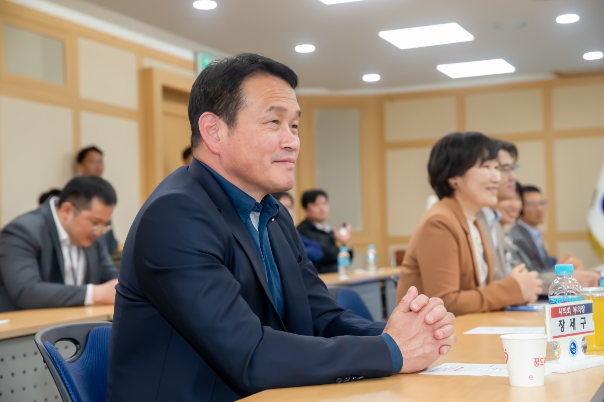 20240403-011[_P7U5451-주)피엔티와 경상북도, 구미시 투자양해각서(MOU) 체결식.jpg