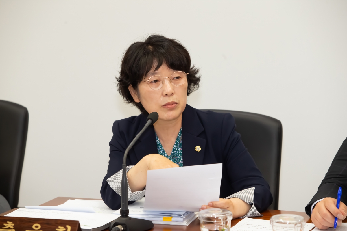 20240416-016[_P7U6060-제275회 임시회 의회운영위원회 소관 조례안 심사 및 2024년도 행정사무감사계획서 작성.jpg