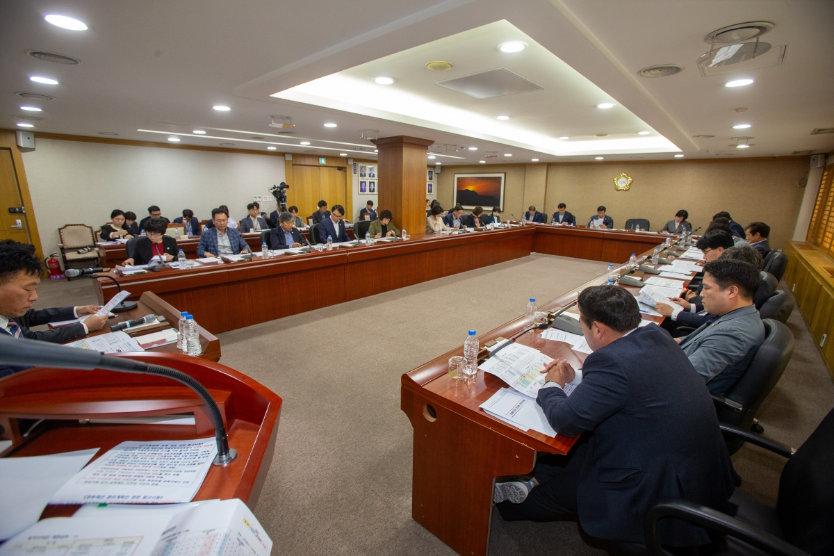 20240419-002[_P7U6587-구미시의회 전체의원 간담회.jpg