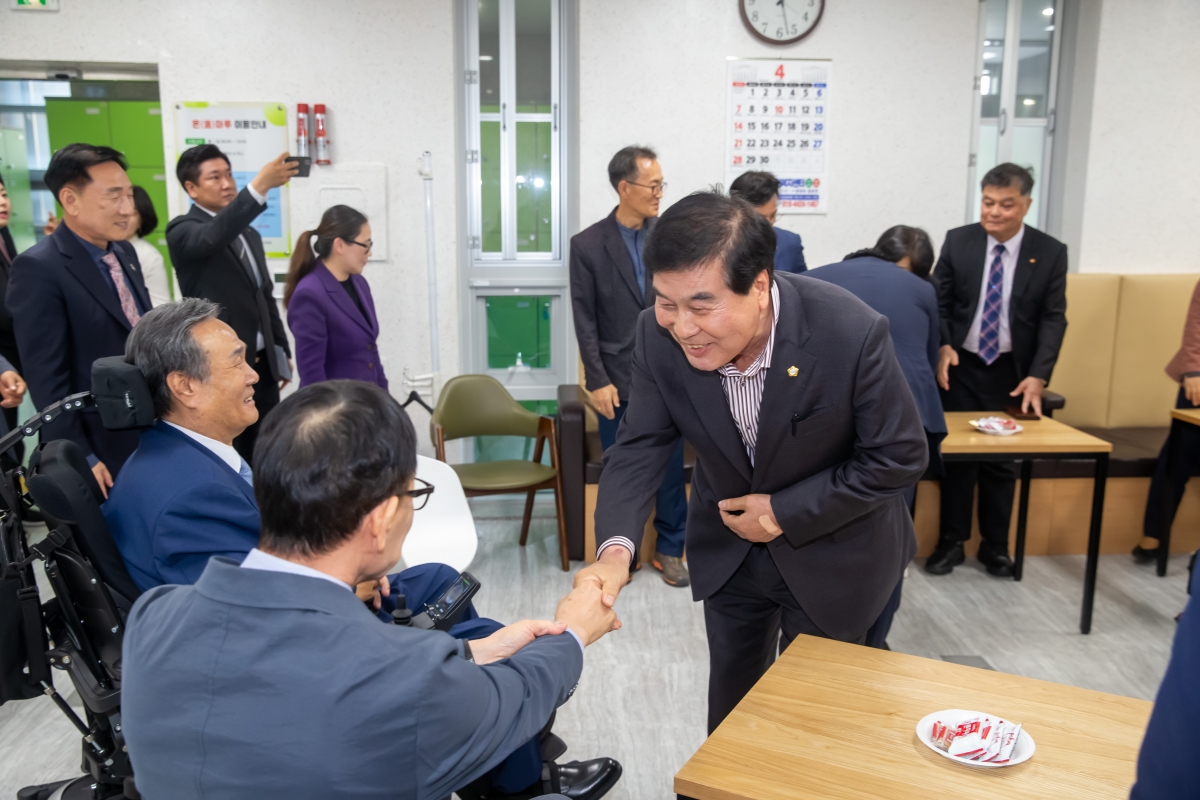 20240423-003[_P7U7075-제44회 장애인의 날 기념식.jpg