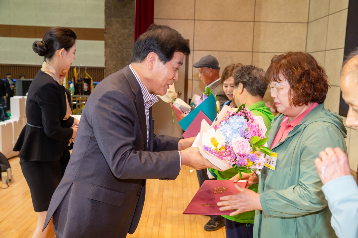 20240423-029[_P7U7166-제44회 장애인의 날 기념식.jpg