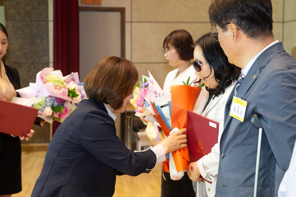 20240423-018[_P7U7126-제44회 장애인의 날 기념식.jpg