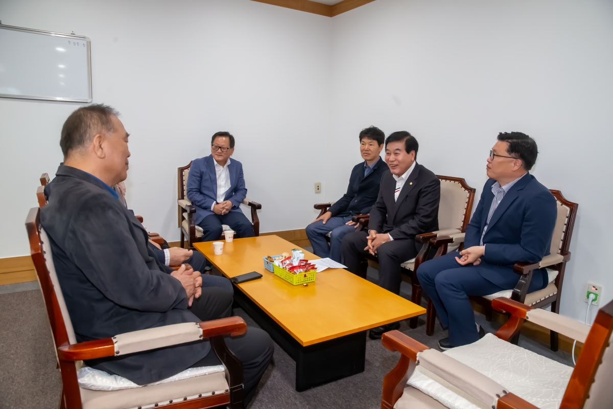 20240424-002[_P7U7321-2023 회계연도 결산검사위원 활동 및 격려 방문.jpg