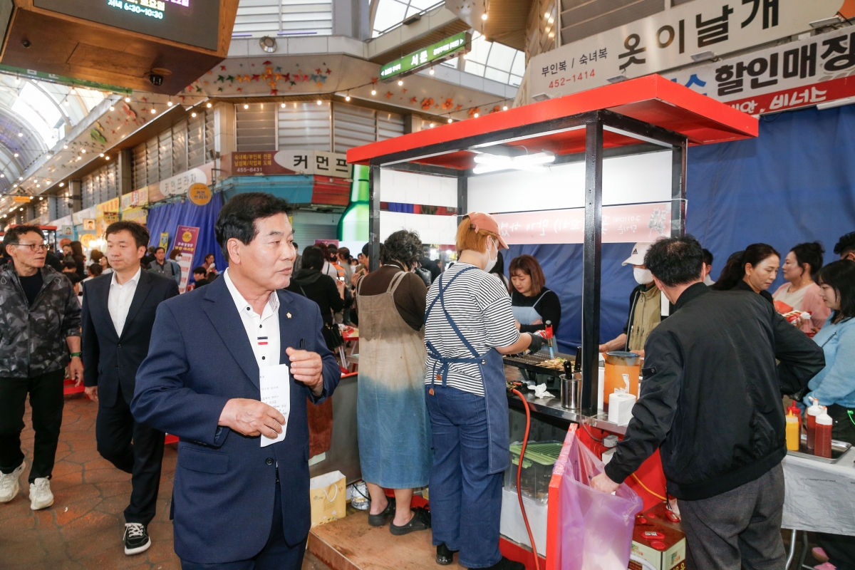 20240427-190[_P7U8483-1-구미새마을중앙시장 달달한 낭만 야시장 개막식.jpg