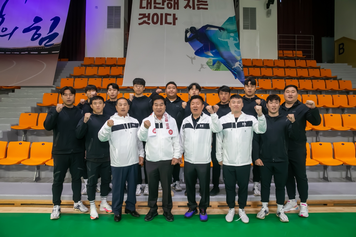 20240429-096[_P7U8727-제62회 경북도민체육대회 구미시선수단 필승결의대회 및 결단식.jpg