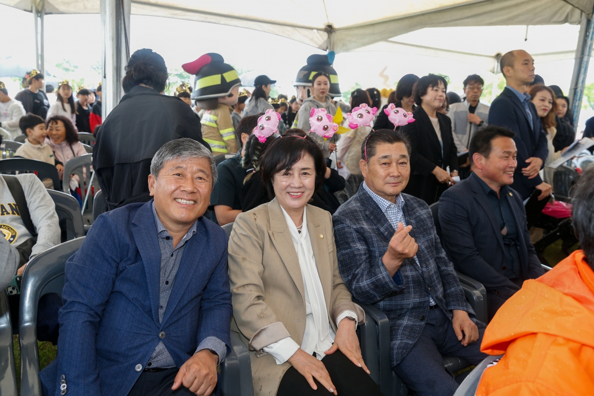 20240505-005[_P7U9210-1-제102회 어린이날 기념행사.jpg