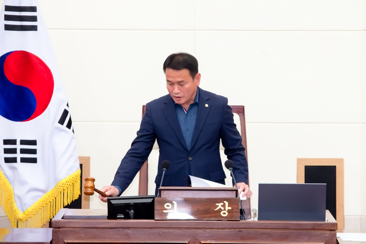 20240516-022[_P7U1479-제276회 임시회 제1차 본회의시 장세구 부의장 회의주재.jpg