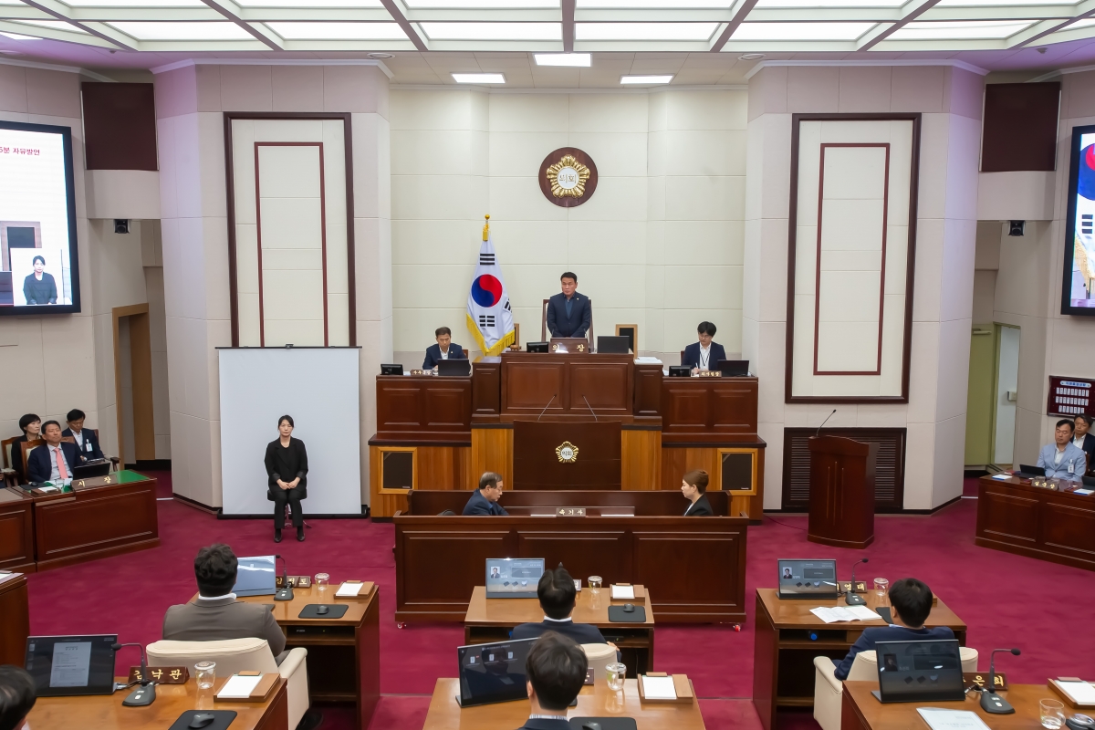 20240516-018[_P7U1440-제276회 임시회 제1차 본회의시 장세구 부의장 회의주재.jpg