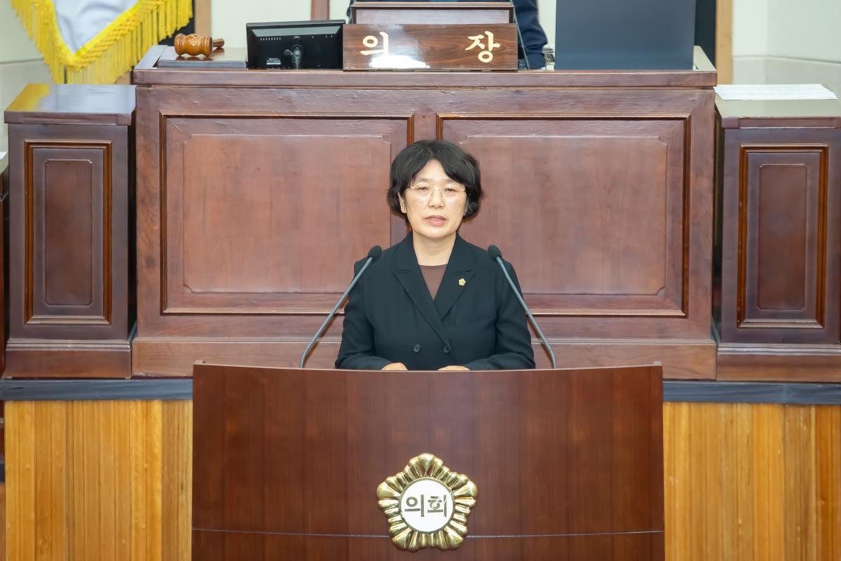20240516-031[_P7U1442-제276회 임시회 제1차 본회의시 추은희 의원 5분 자유발언.jpg