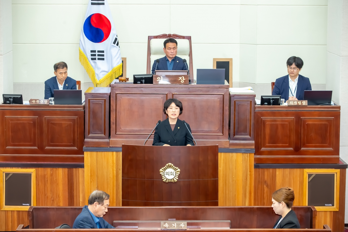 20240516-032[_P7U1450-제276회 임시회 제1차 본회의시 추은희 의원 5분 자유발언.jpg