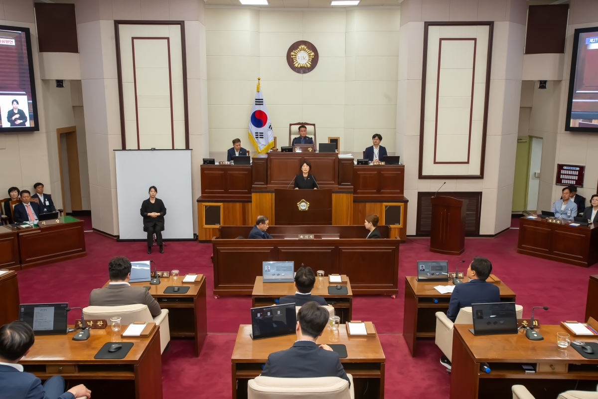 20240516-035[_P7U1460-제276회 임시회 제1차 본회의시 추은희 의원 5분 자유발언.jpg