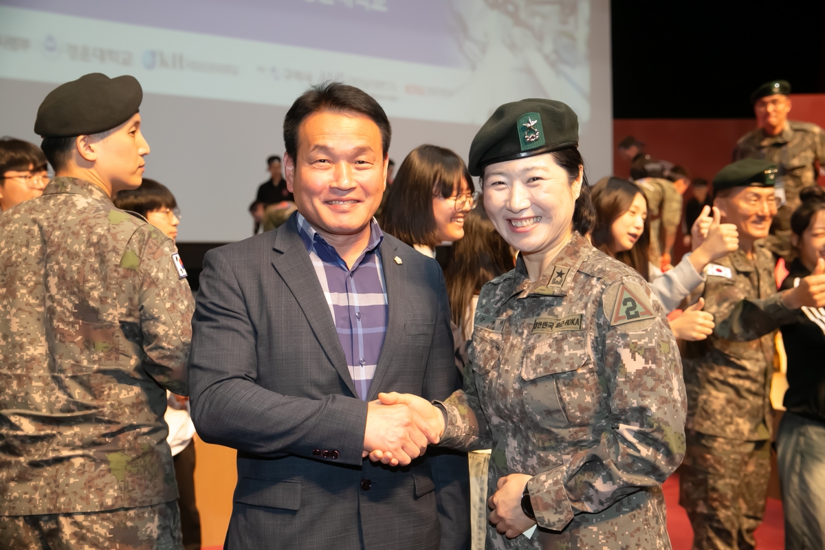 20240507-035[_P7U9613-제2회 2작전사령관배 드론봇 전투경연대회.jpg