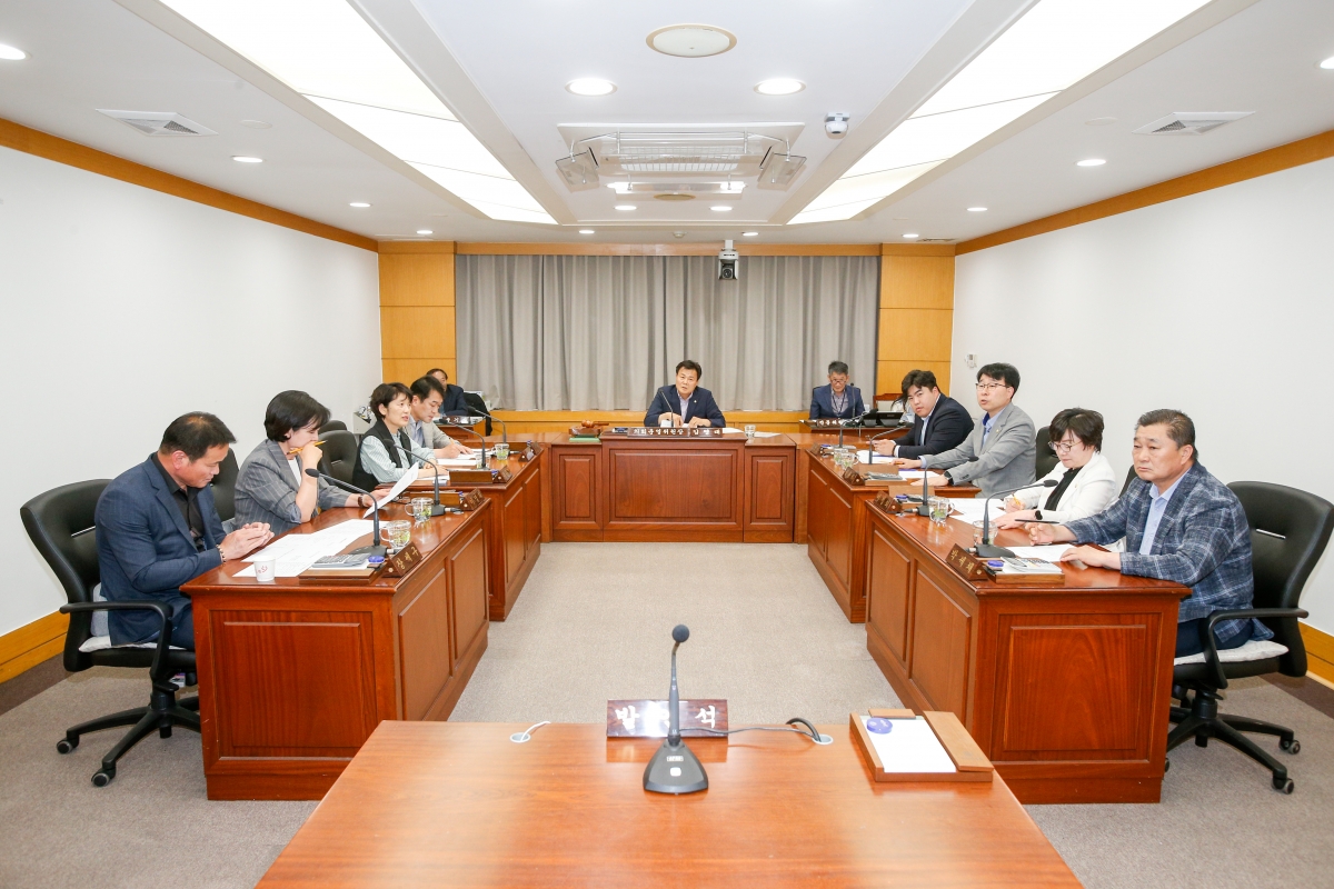 20240509-041[_P7U9991-1-폐회중 의회운영위원회 활동.jpg