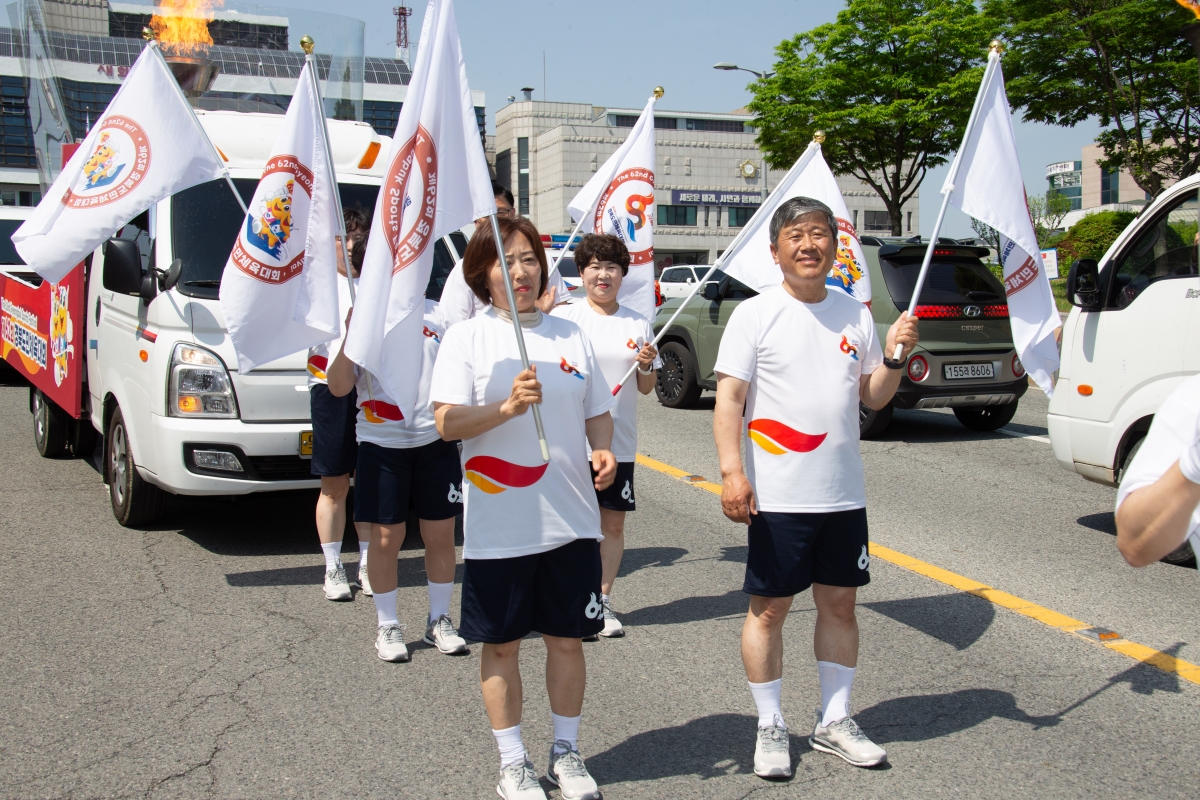 20240510-074[_P7U0224-제62회 경북도민체육대회 성화 출정식 및 성화 봉송.jpg