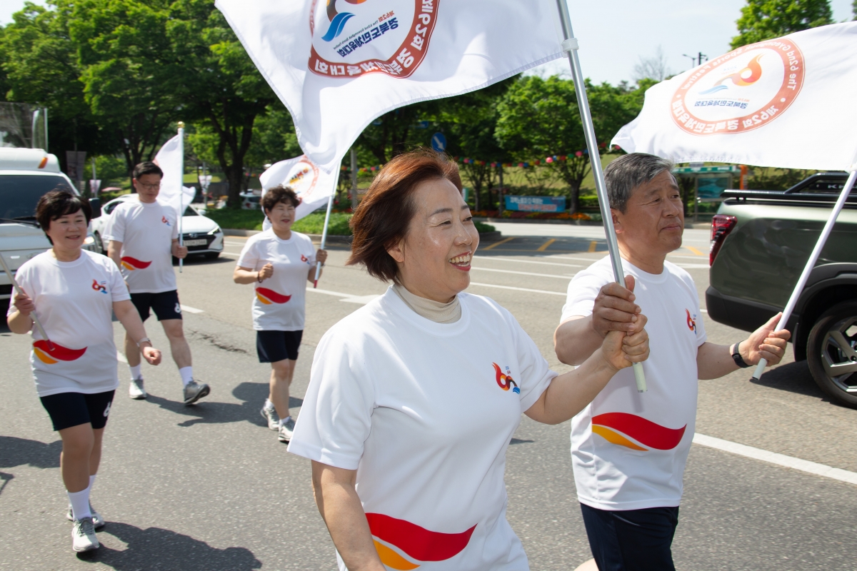 20240510-093[_P7U0264-제62회 경북도민체육대회 성화 출정식 및 성화 봉송.jpg