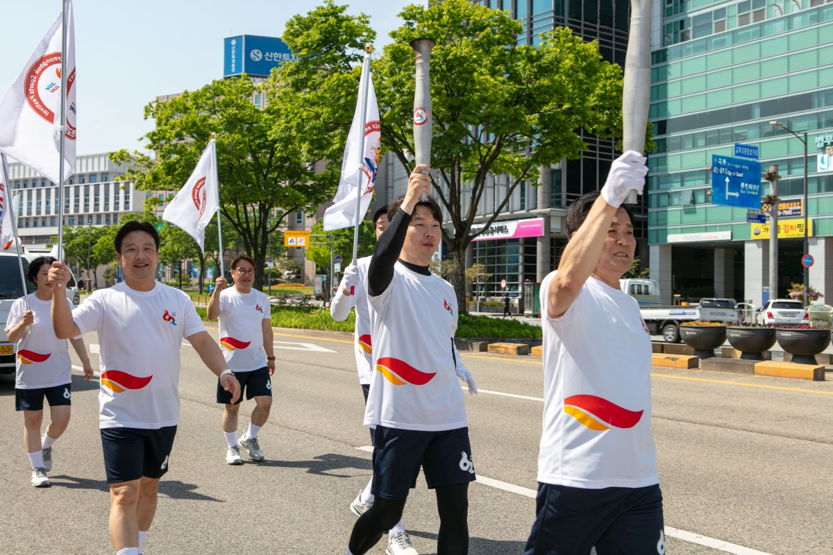 20240510-117[IMG_1451-제62회 경북도민체육대회 성화 출정식 및 성화 봉송.jpg