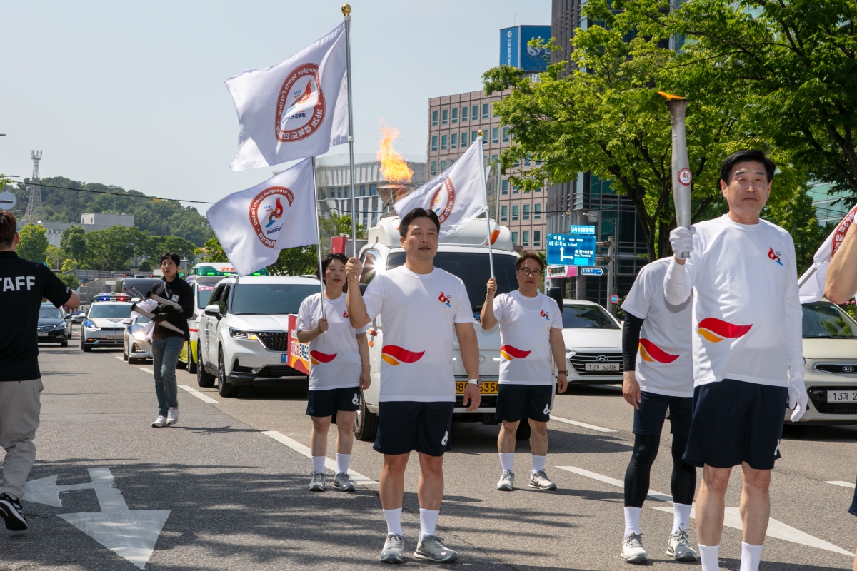 20240510-131[IMG_1468-제62회 경북도민체육대회 성화 출정식 및 성화 봉송.jpg