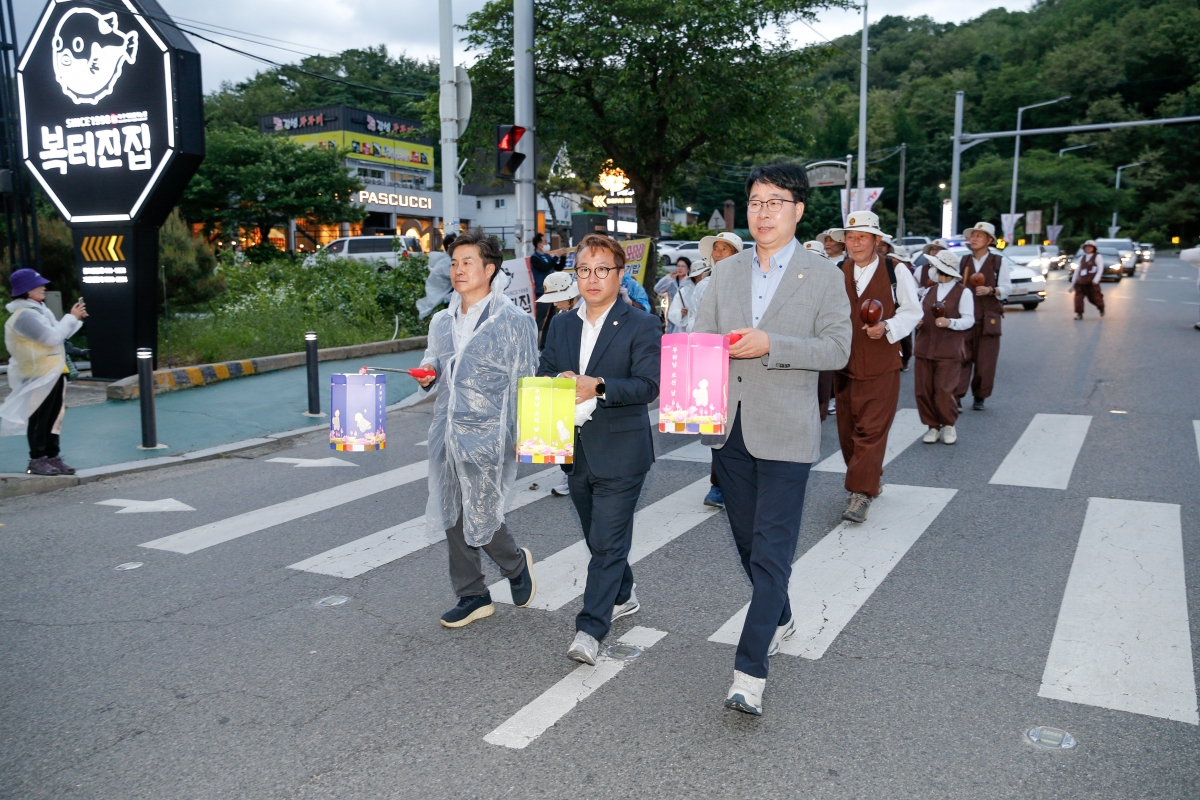 20240511-070[_P7U0862-1-불기2568년 부처님 오신 날 연등축제.jpg